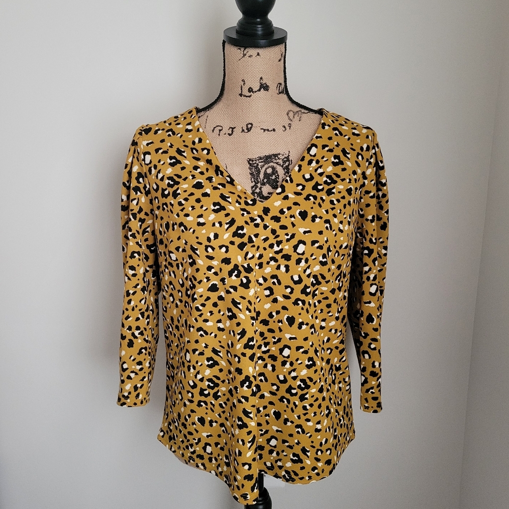 Melloday Leporad Puffy Sleeve Blouse - Picture 1 of 11